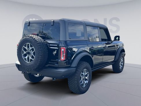 New 2025 Ford Bronco Badlands image 11