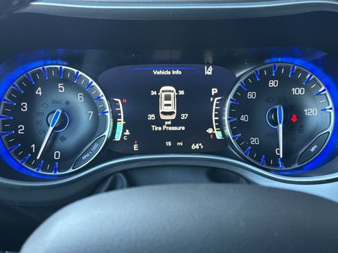 New 2027 Chrysler Pacifica Limited FWD image 23