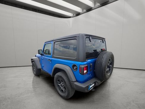 Used 2024 Jeep Wrangler Sport AWD/4WD image 3