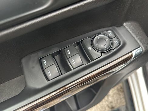 Used 2021 GMC Sierra 1500 Elevation image 12