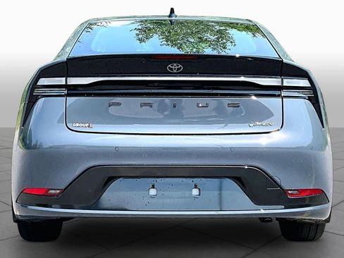 New 2026 Toyota Prius Plug-In Hybrid FWD image 4
