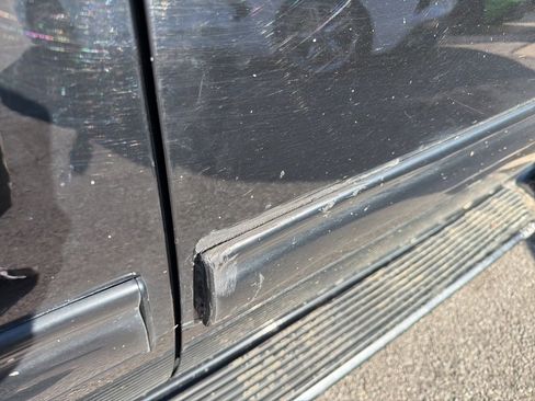 Used 2008 GMC Sierra 3500 SLT image 19