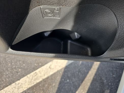 Used 2012 Kia Sorento SX w/ SX Premium Pkg image 15