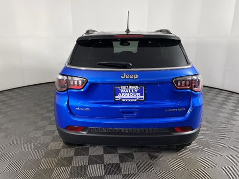Used 2022 Jeep Compass Limited image 8