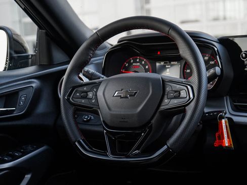 New 2026 Chevrolet Trax RS w/ Sunroof Package image 14