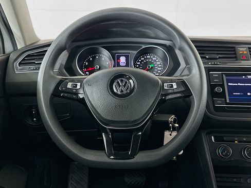Used 2021 Volkswagen Tiguan S image 18