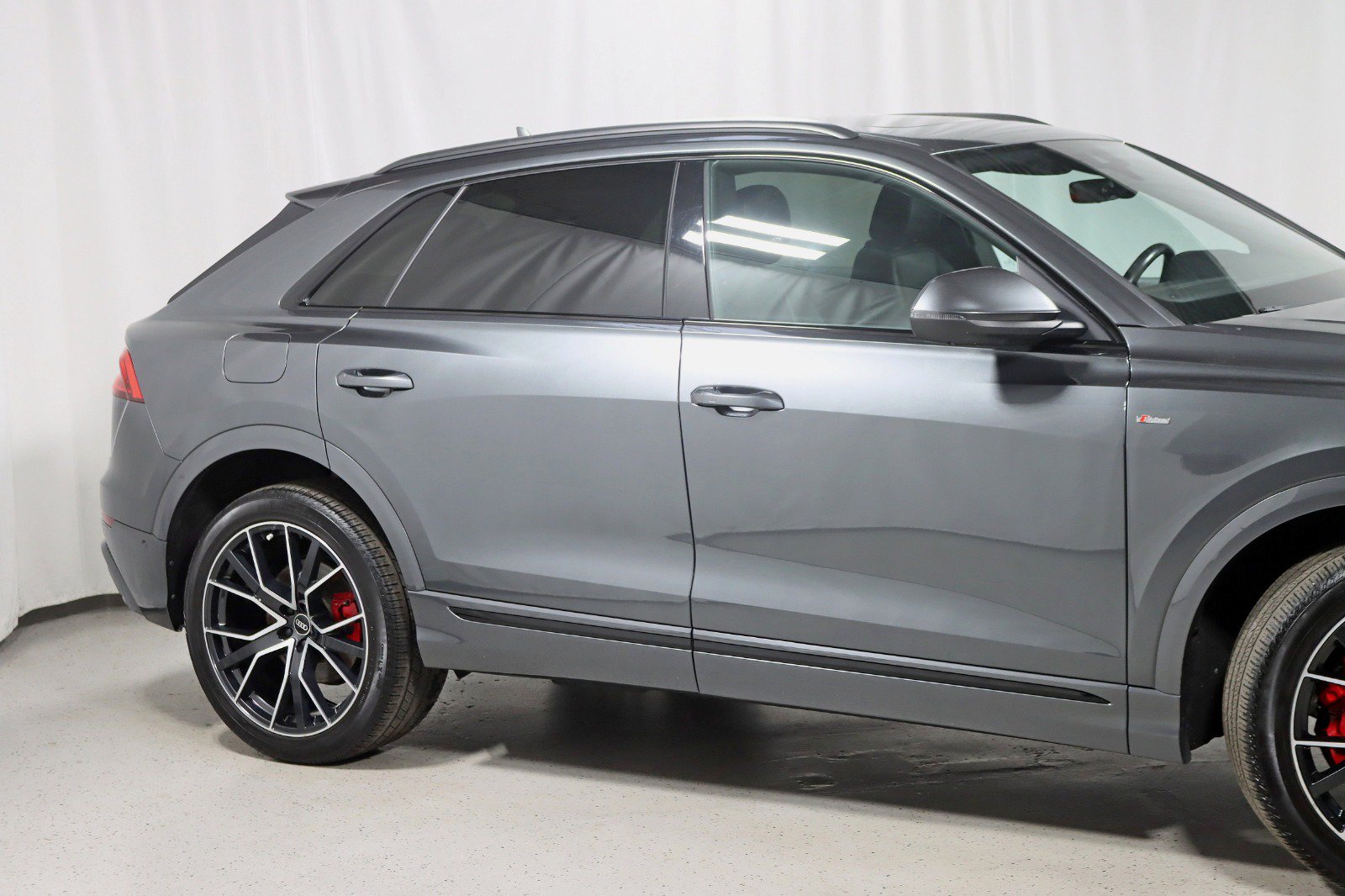 Used 2021 Audi Q8 Premium Plus w/ Premium Plus Package AWD/4WD image 3