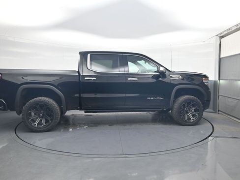 Used 2022 GMC Sierra 1500 Denali image 8
