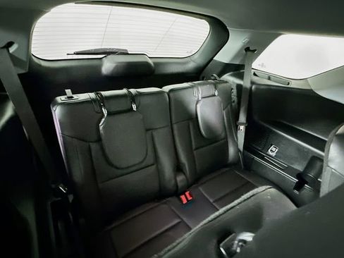 Certified 2023 Ford Explorer XLT w/ Equipment Group 202A image 33