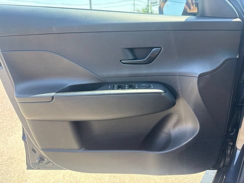 Used 2025 Hyundai Kona SEL AWD/4WD image 13