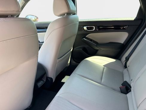 Used 2022 Honda Civic Sport Touring image 14