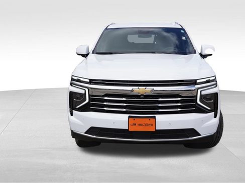 Certified 2025 Chevrolet Tahoe LT AWD/4WD image 12