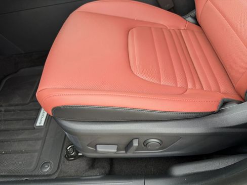 New 2026 Kia Sportage SX Prestige AWD/4WD image 16