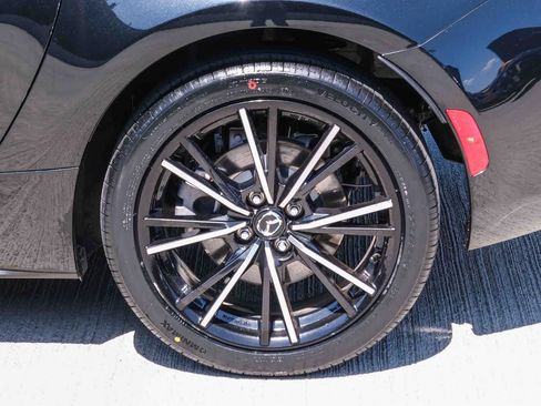 Used 2025 MAZDA MX-5 Miata RF Grand Touring RWD image 9