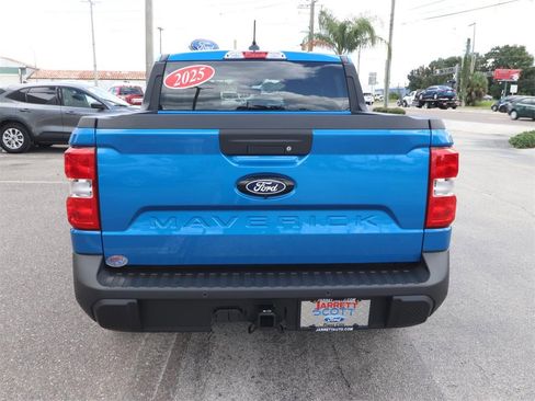 New 2025 Ford Maverick XLT w/ XLT Luxury Package image 13