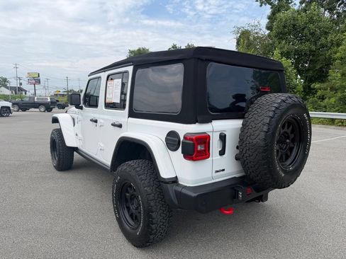 Used 2023 Jeep Wrangler Unlimited Rubicon AWD/4WD image 5
