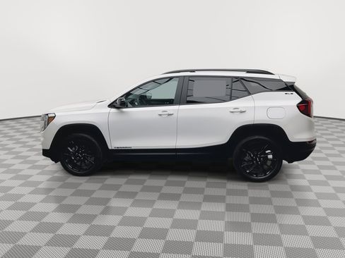 Certified 2024 GMC Terrain SLE w/ Driver Convenience Package image 36