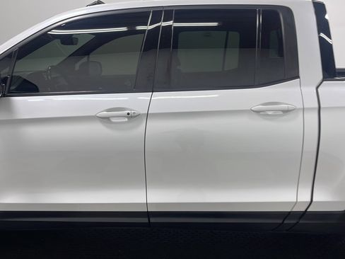 Used 2023 Honda Ridgeline Black Edition image 15