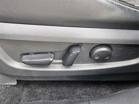 Used 2021 INFINITI QX50 Luxe image 14