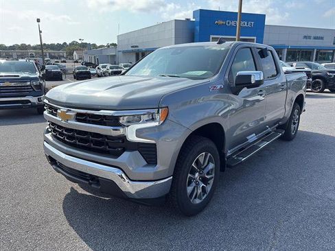 New 2026 Chevrolet Silverado 1500 LT AWD/4WD image 2