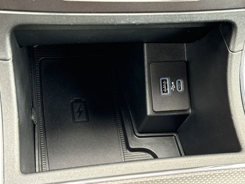 Used 2021 Ford Edge ST w/ Equipment Group 401A image 24