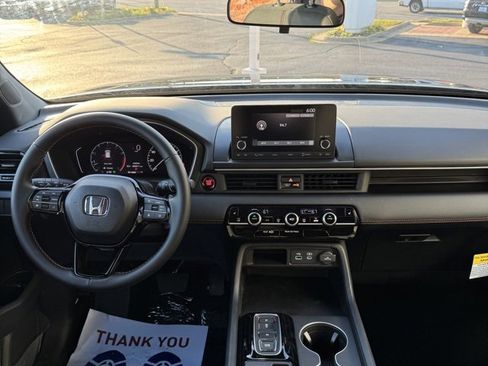 New 2025 Honda Pilot Sport image 14