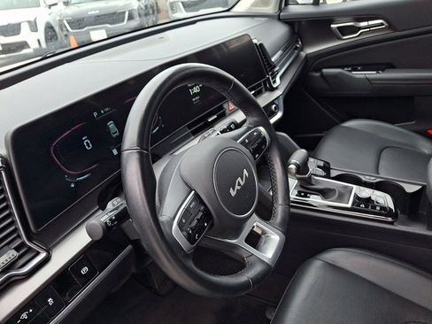 Used 2023 Kia Sportage EX image 25