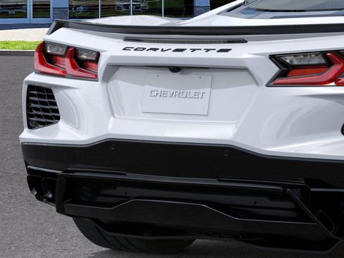 New 2026 Chevrolet Corvette Stingray Coupe w/ Battery Protection Package image 14