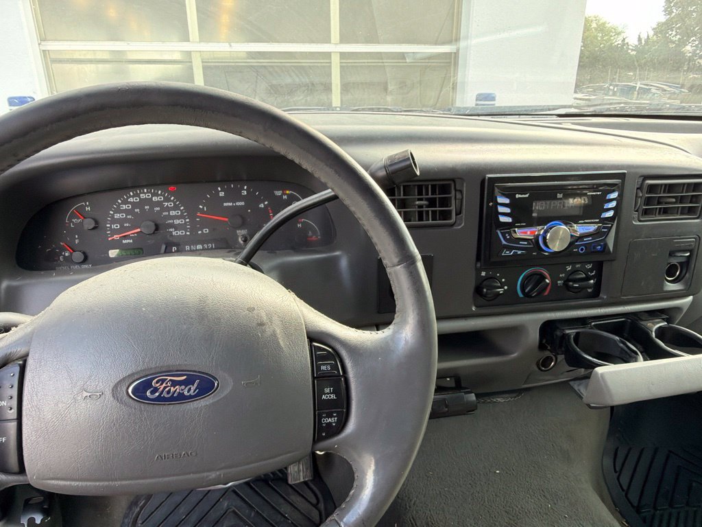 Used 2004 Ford F250 XLT AWD/4WD image 10