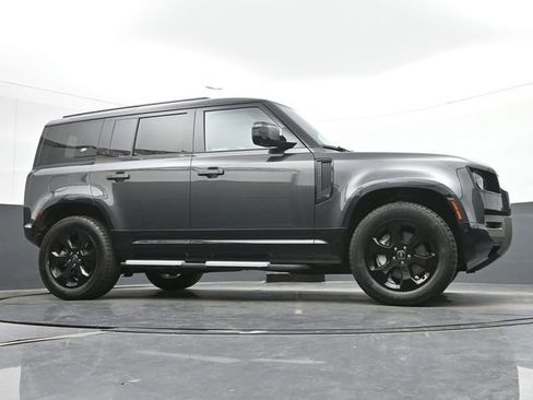 Used 2023 Land Rover Defender 110 X-Dynamic SE AWD/4WD image 11