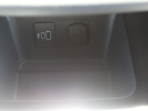 New 2026 Ford Explorer Active AWD/4WD image 33