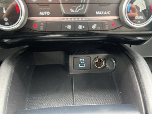 Used 2022 Ford Escape SE w/ Convenience Package AWD/4WD image 25