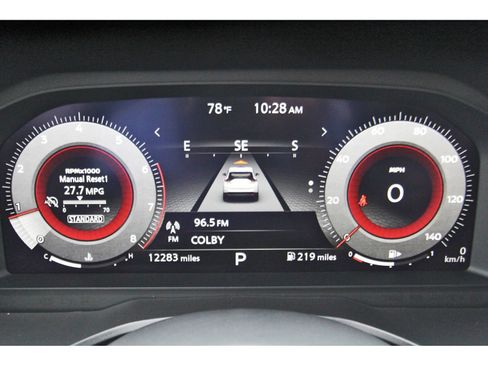 Used 2024 Nissan Rogue SL FWD image 14