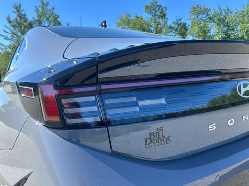 Used 2024 Hyundai Sonata Limited FWD image 12