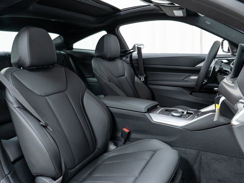 New 2026 BMW 440i xDrive Coupe w/ Premium Package image 24