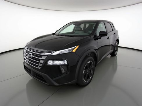 Used 2025 Nissan Rogue SV FWD image 3