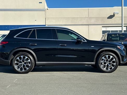 Used 2025 Mercedes-Benz GLC 350e 4MATIC w/ Driver Assistance Package image 3