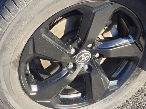 Used 2020 Toyota RAV4 XSE w/ XSE Grade Weather Package image 20