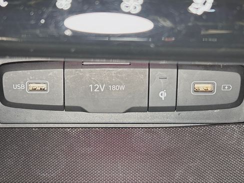 Used 2022 Hyundai Tucson Limited AWD/4WD image 26