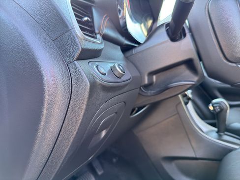 Certified 2022 Chevrolet Trax LT w/ LT Convenience Package image 14