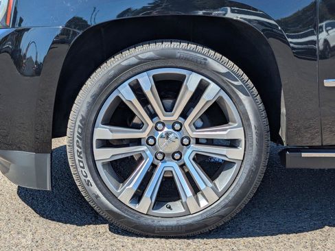 Used 2020 GMC Yukon Denali w/ Denali Ultimate Package AWD/4WD image 44