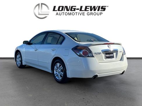Used 2010 Nissan Altima 2.5 S w/ Convenience Plus Pkg image 4