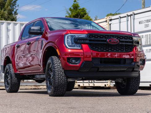 New 2026 Ford Ranger XLT w/ Black Appearance Package RWD image 9