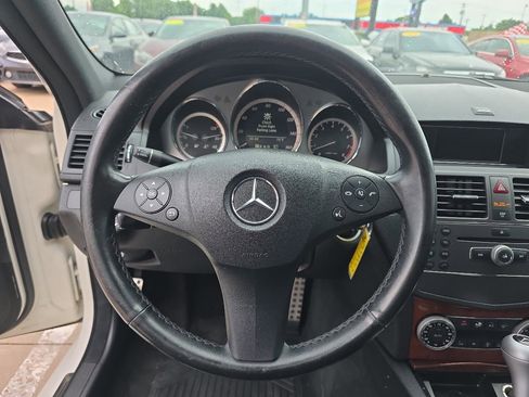Used 2010 Mercedes-Benz C 300 Sedan image 14