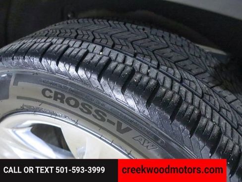 Used 2019 Toyota Highlander Limited FWD V6 1 Owner image 34