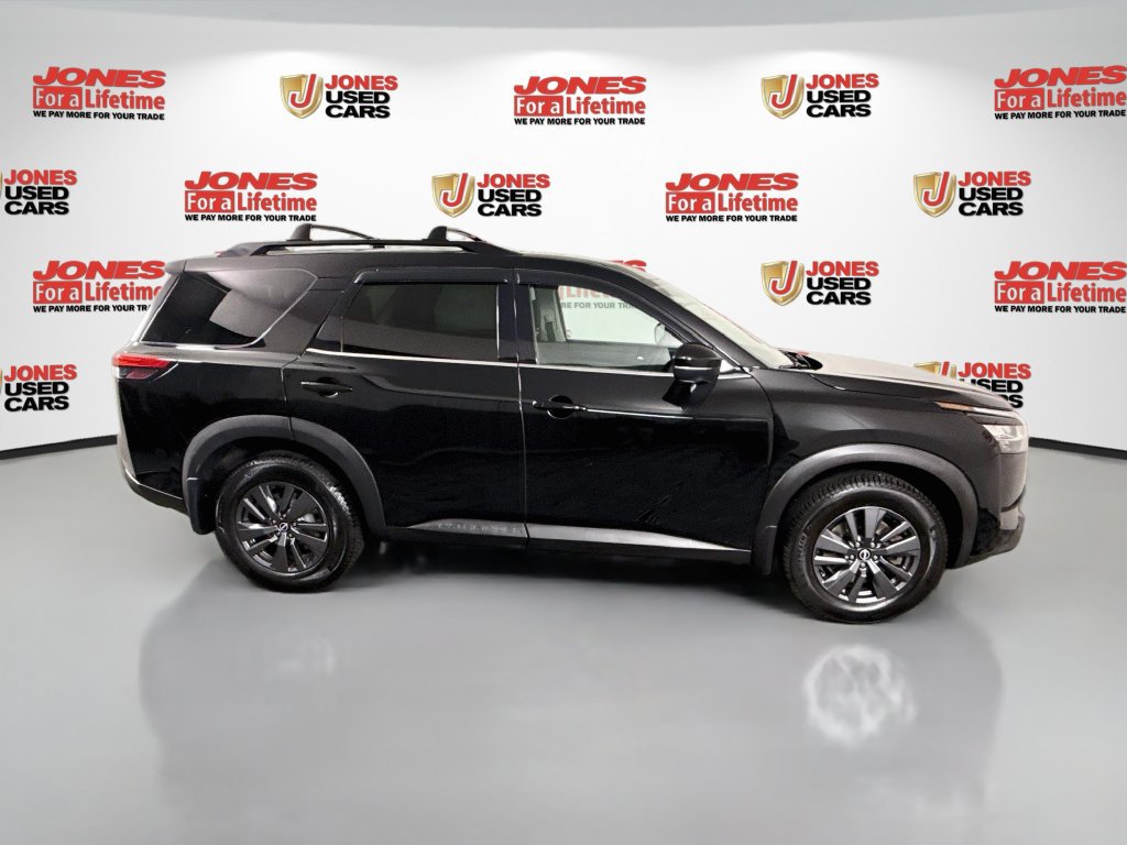 Used 2022 Nissan Pathfinder SV w/ SV Premium Package AWD/4WD image 17