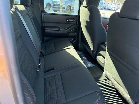 Certified 2025 Nissan Frontier Pro-X image 11