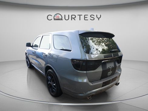 Used 2021 Dodge Durango R/T w/ Blacktop Package image 2