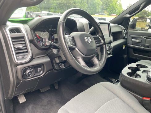 Used 2022 RAM 2500 Big Horn AWD/4WD image 28