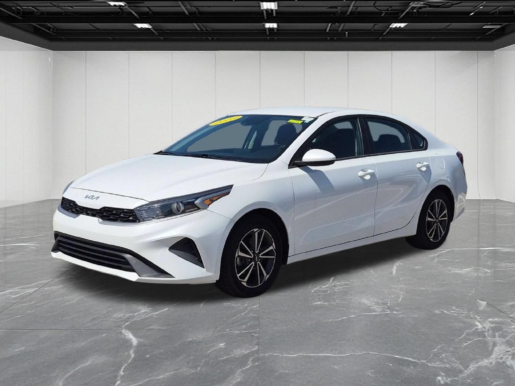 Used 2023 Kia Forte LXS FWD image 1